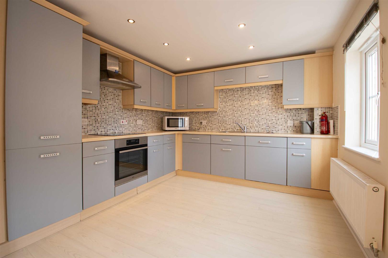 Harlow Crescent, Oxley Park, Milton Keynes